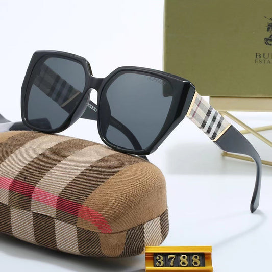 Classic Checkered Frame Sunglasses