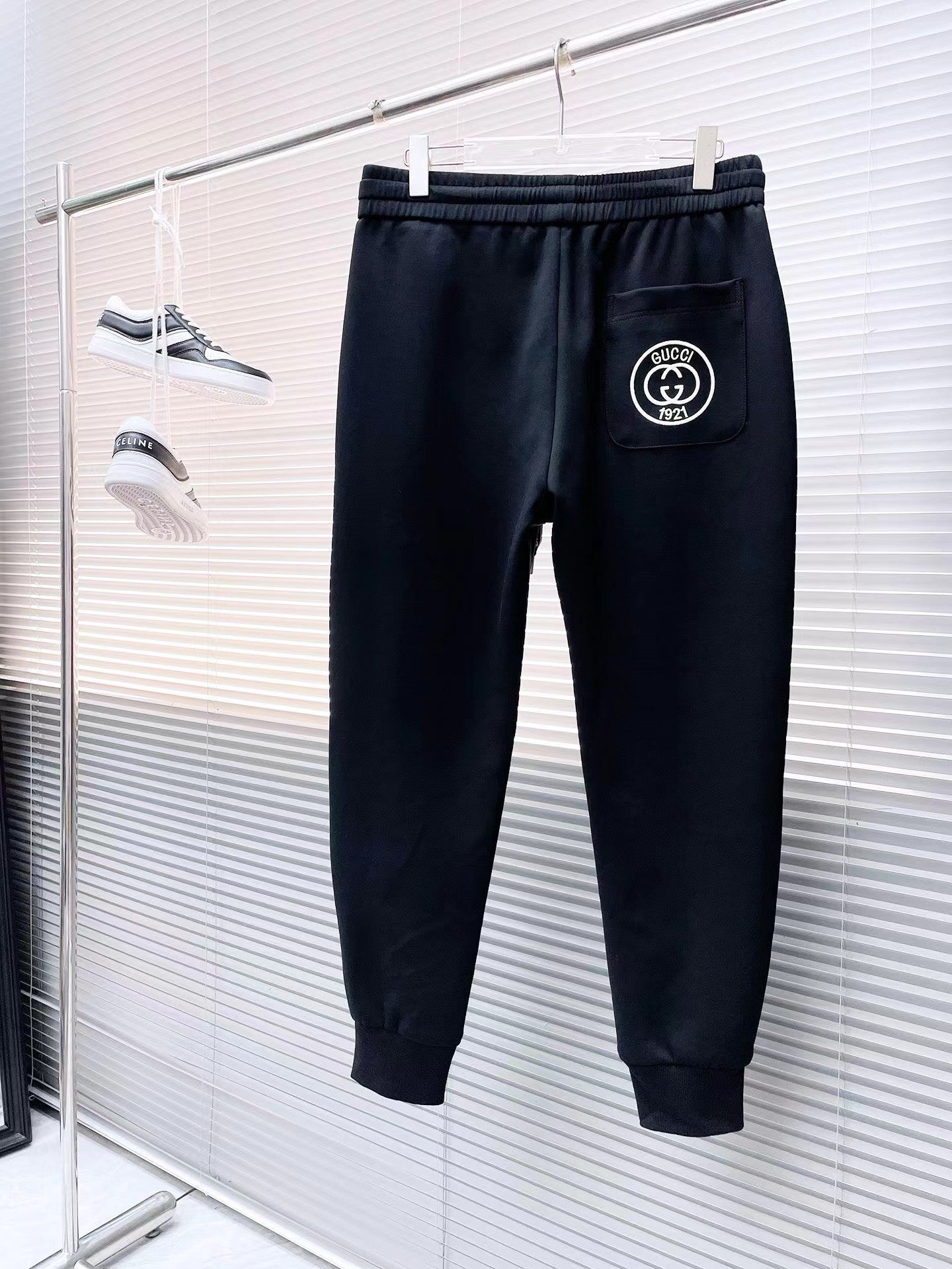 24SS logo embroidered sweatpants