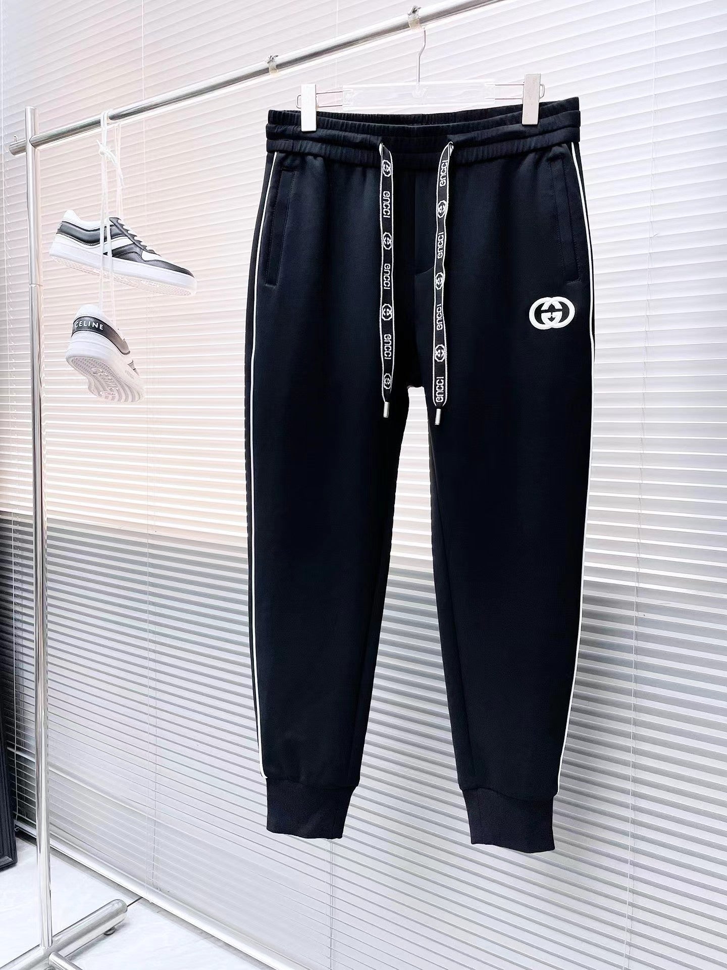 24SS logo embroidered sweatpants