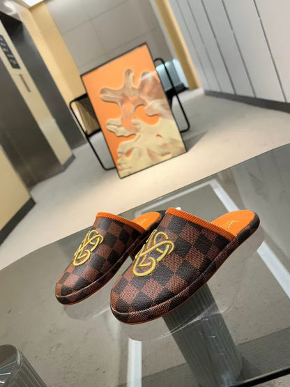 Latest couple slippers