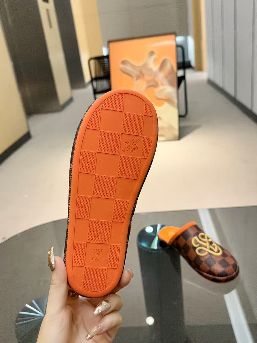 Latest couple slippers