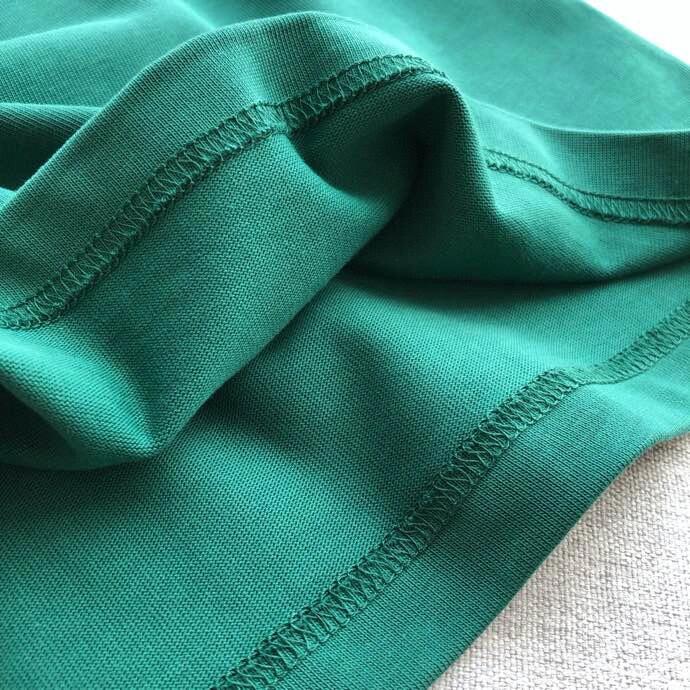 Versatile green basic T-shirt