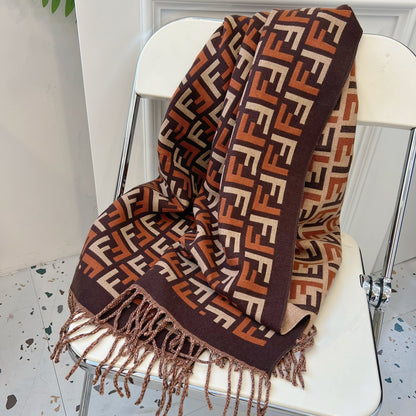 New autumn and winter scarves