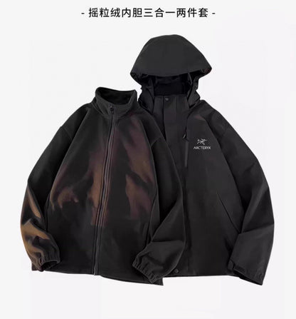 Outdoor high-end three-in-one warm jacket