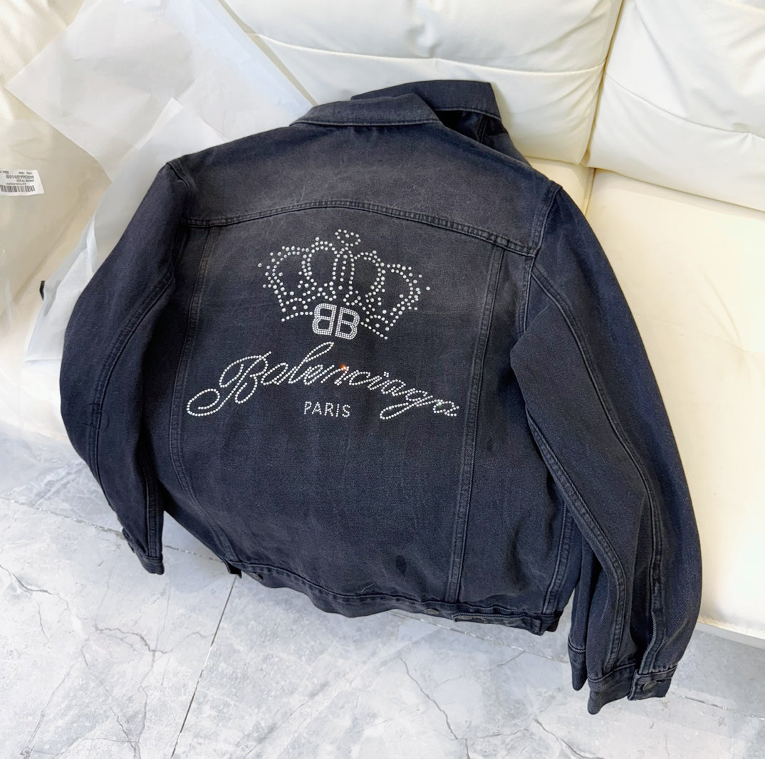 Washed rhinestone embellished single-breasted long-sleeved denim jacket