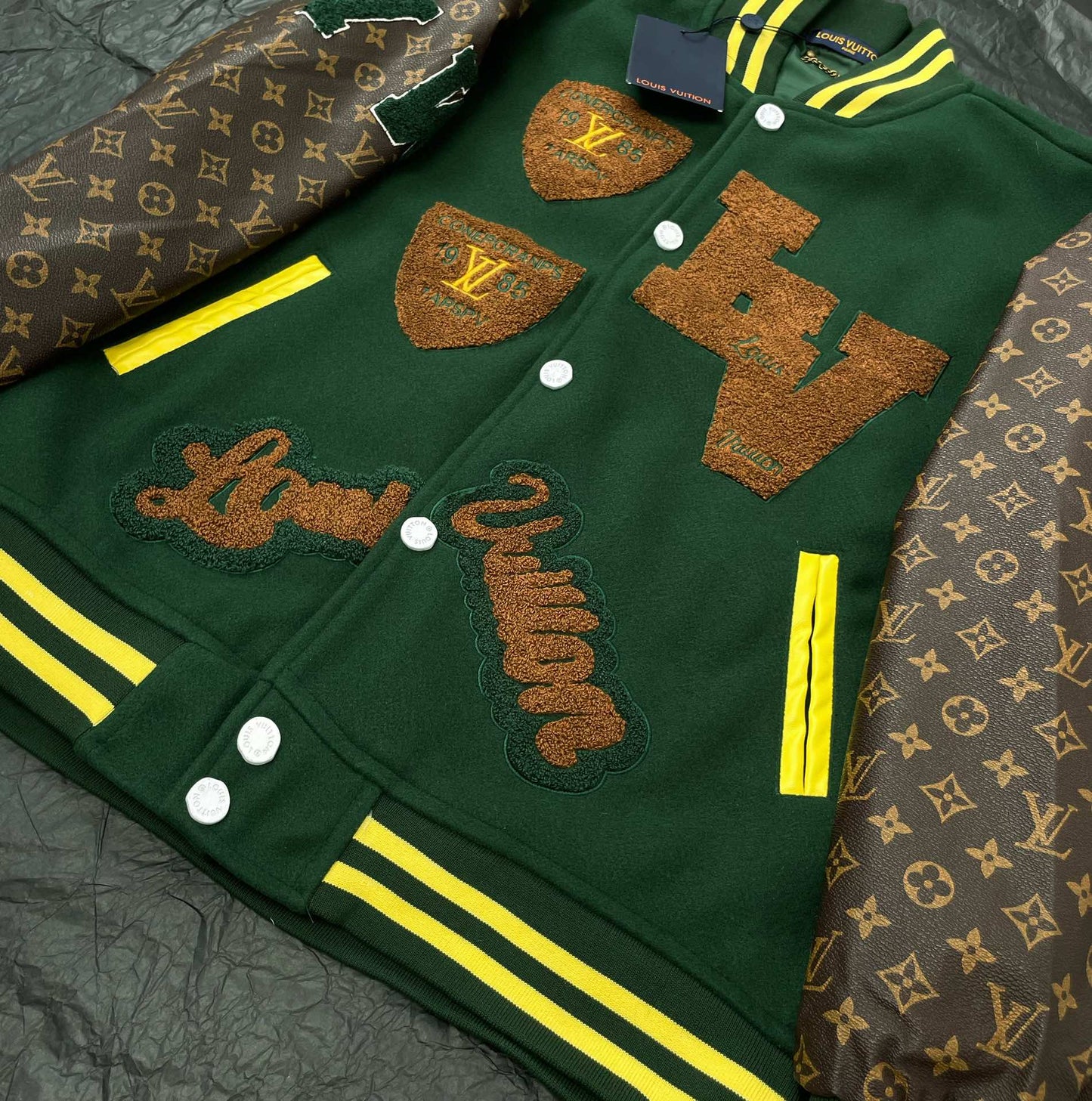 Monogram stitching leather sleeves towel embroidery baseball jacket woolen jacket