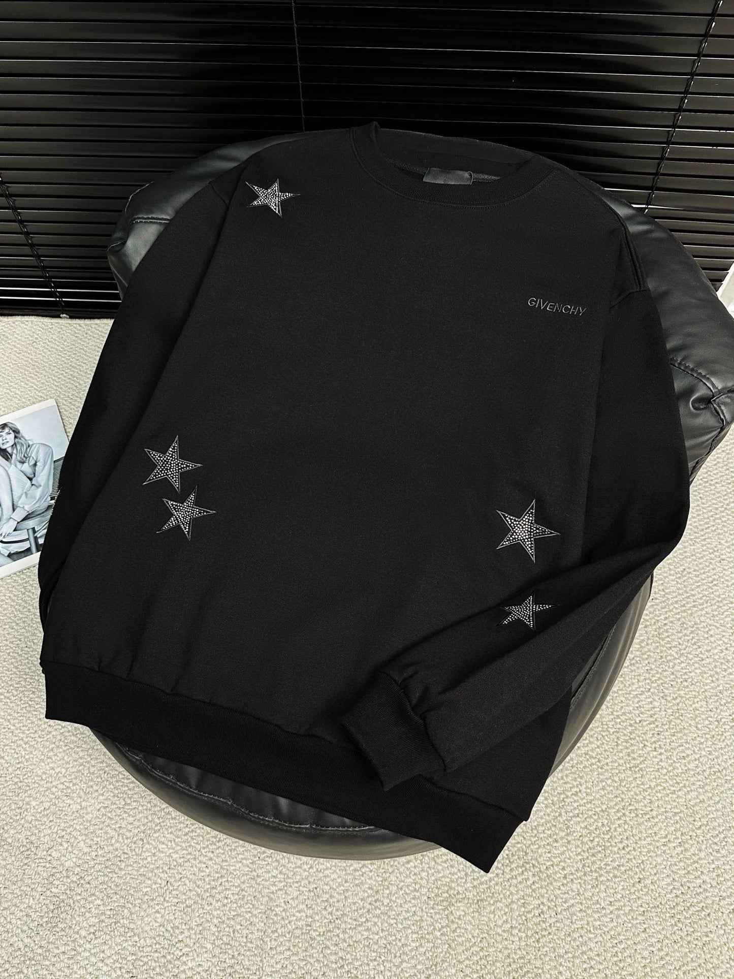 Star embroidered crew neck sweatshirt