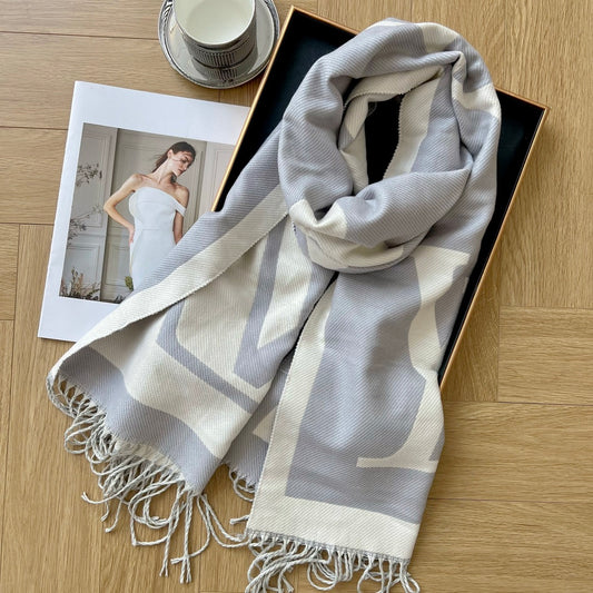 New autumn and winter scarves