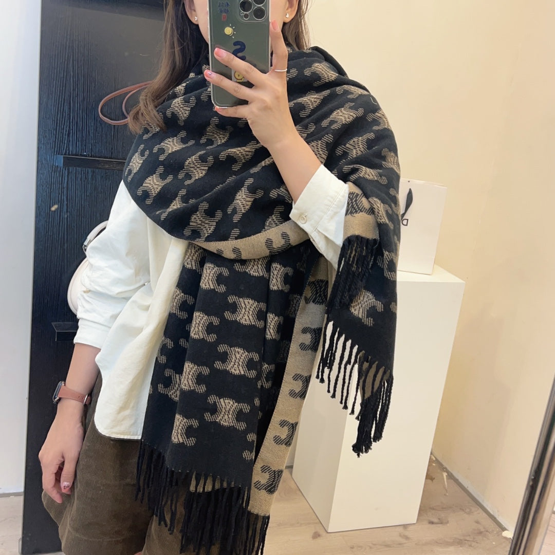 Classic Cashmere Scarf