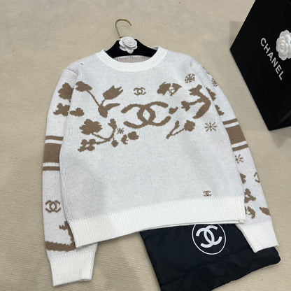 Ski floral 5 long sleeve sweater