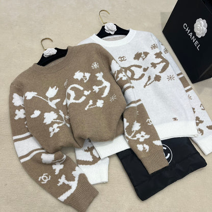 Ski floral 5 long sleeve sweater