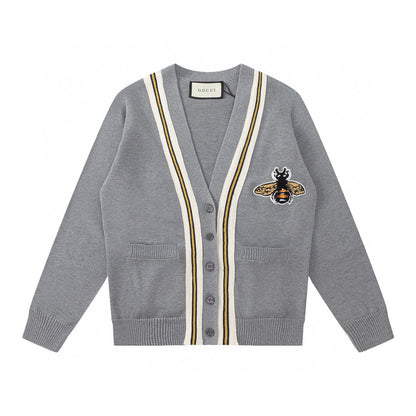 Wool cardigan with bee on chest