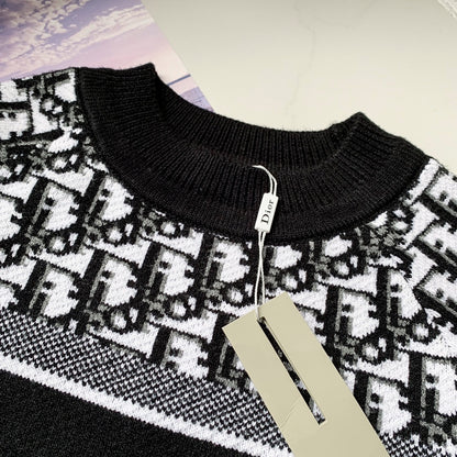 Jacquard lettering pullover