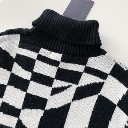 Irregular twisted black and white checkerboard turtleneck sweater