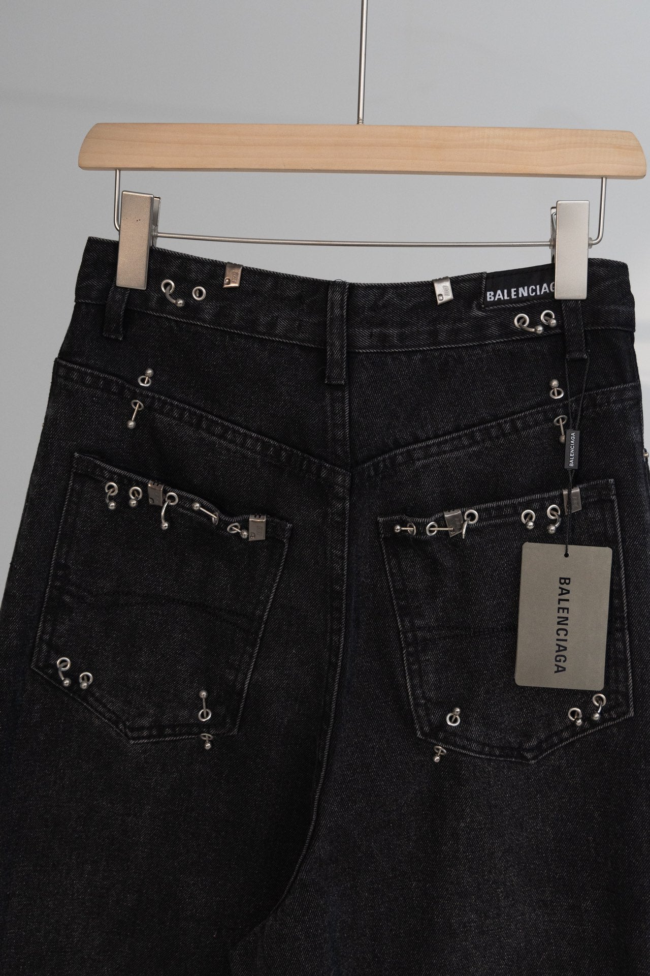 Rivet piercing buckle fire machine head jeans trousers