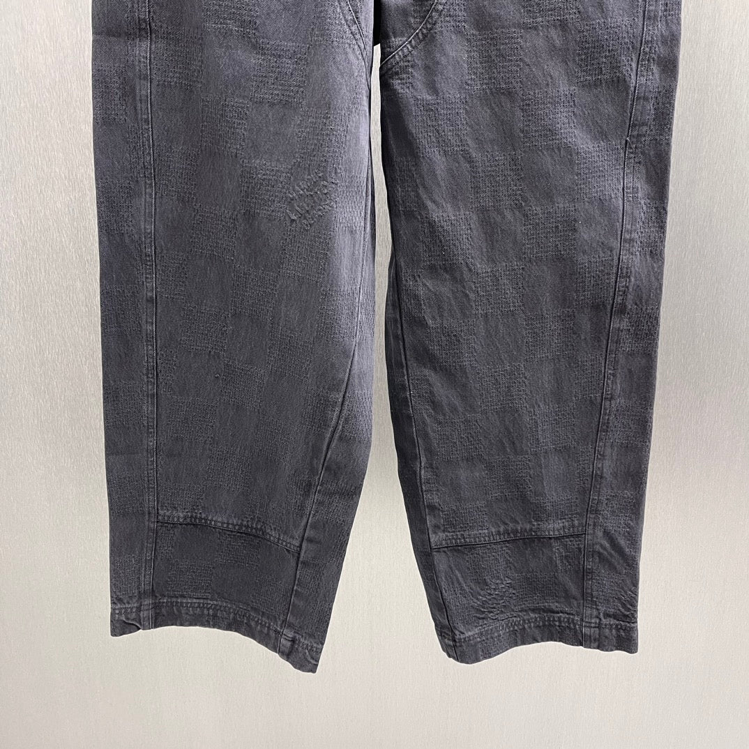 Brown cargo jeans with large check pattern