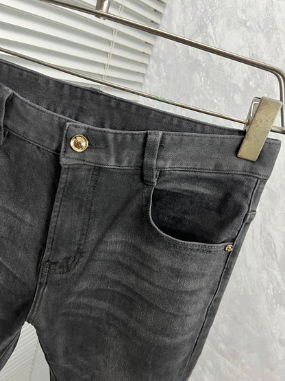 Casual slightly stretch slim jeans