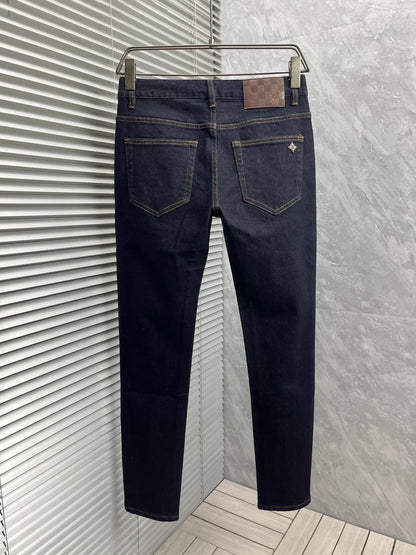 Casual slightly stretch slim jeans