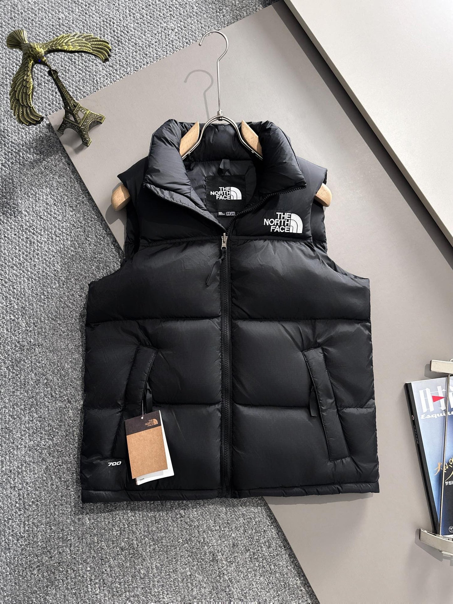 Classic down vest