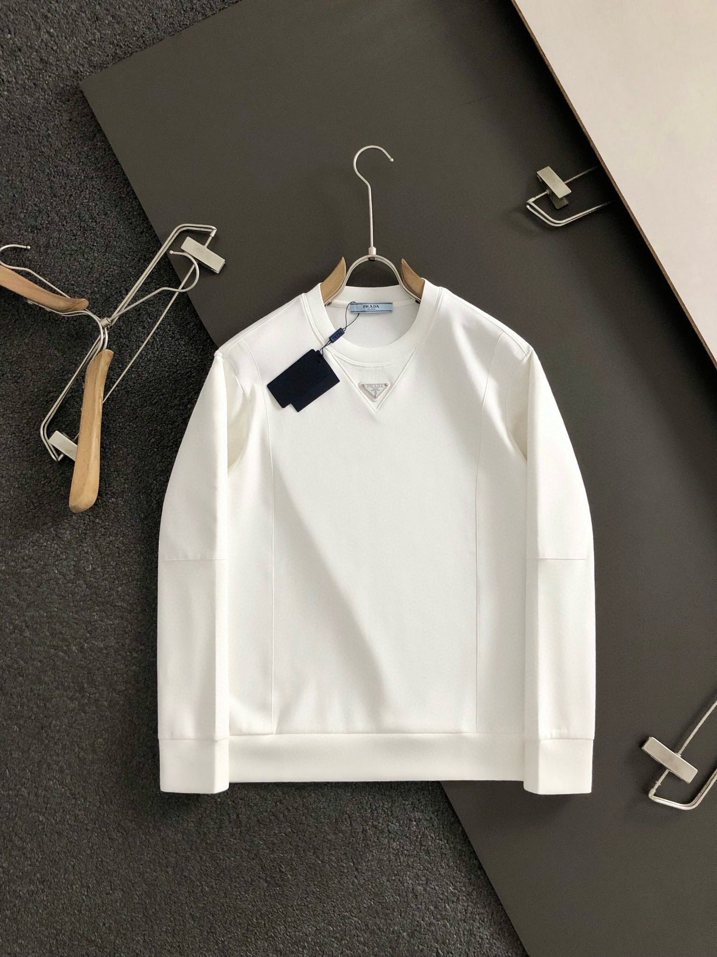 Fashionable all-match round neck sweatshirt long sleeves